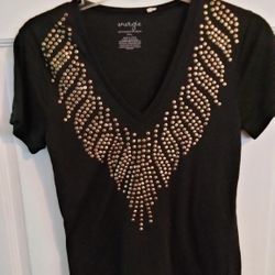Ladies Size Medium energie top