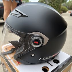 LIKE NEW! LS2 Motorcycle Helmet, Small