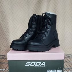 Womens Black Platform Laced Booties (Brand New In Box Never Worn)