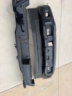 🔥 2023–2026 Ford F-250 / F-350 / F-450 Super Duty Front & Rear Bumpers 🔥  💰 $1,200 for both  ✅ Agate Black ✅ Front & Rear Bumpers ✅ Complete and re