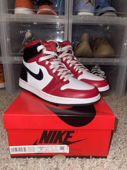 Jordan 1 Snakeskin Size 7.5W