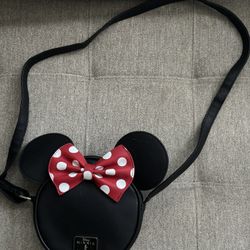 Minnie Mouse Crossbody