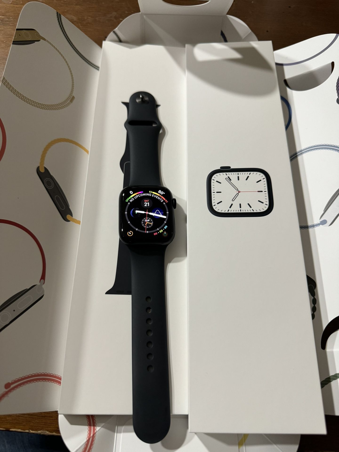Apple Watch 7 45 MM GPS+CELLULAR 