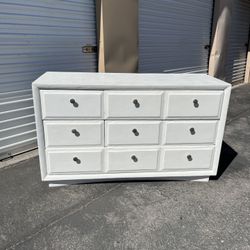 John Widdicomb Vintage Dresser ( Can Deliver For $10 )