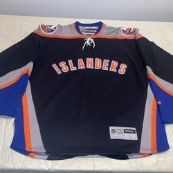 New York Islanders jersey Reebok Mens Large Black NHL Vintage Clean 2012 NY