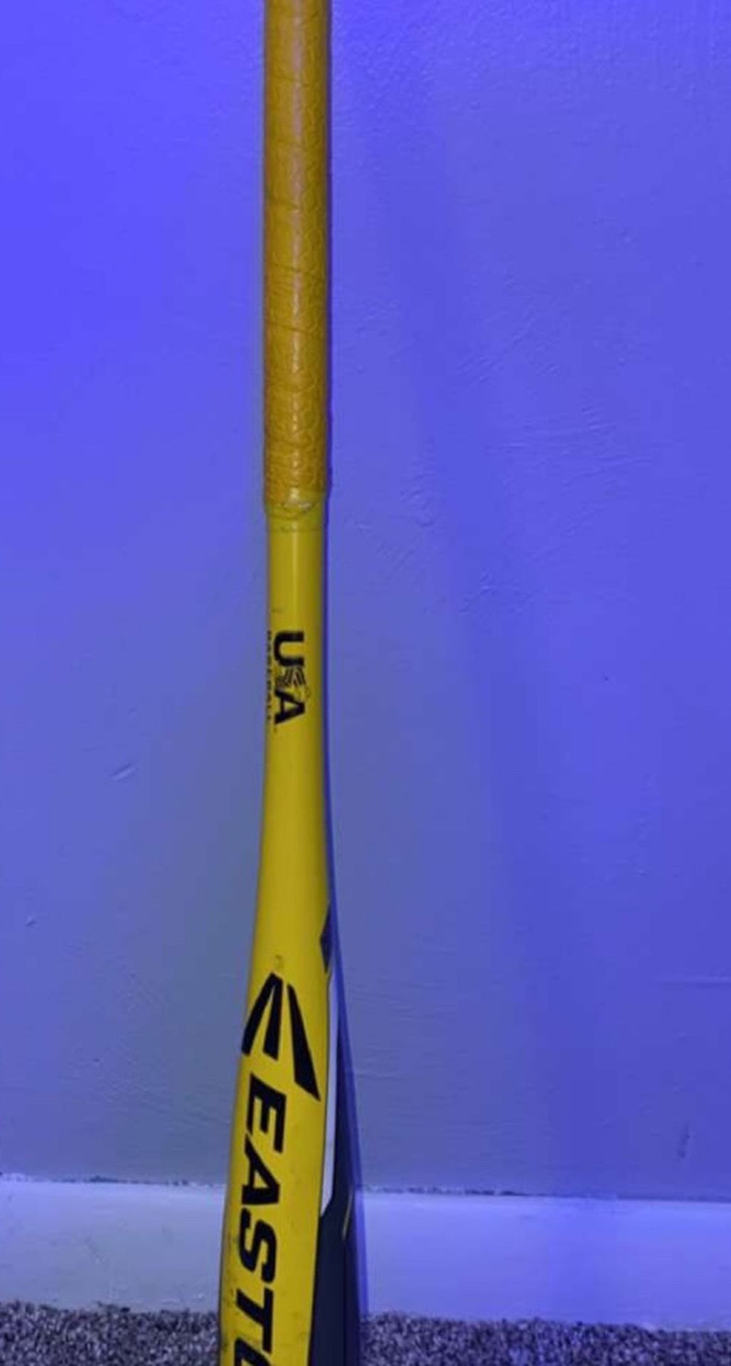 Easton Beast X Hyperlight Baseball Bat