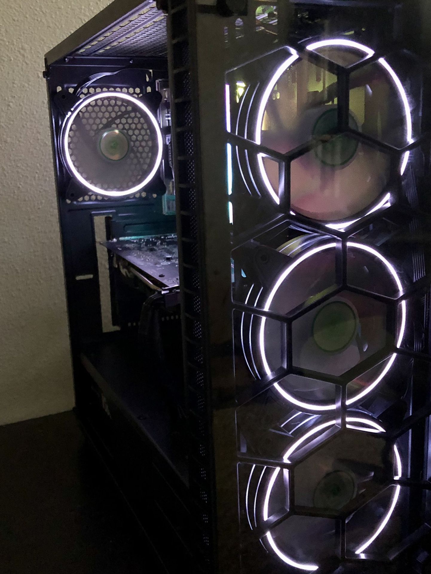 Brand New Just Built Gaming PC; Great for Fortnite, Apex, Call Of Duty, And Streaming!