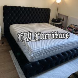 New King Bed Frame With Mattress 