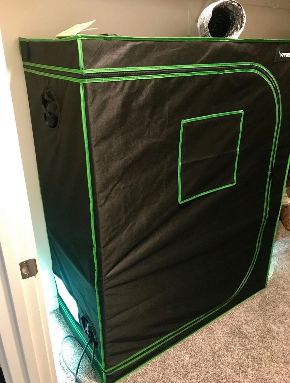 Full Smart Grow Tent With Appliances + Free Seeds