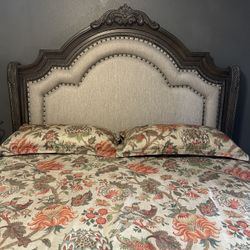 Beautiful King Size Bed