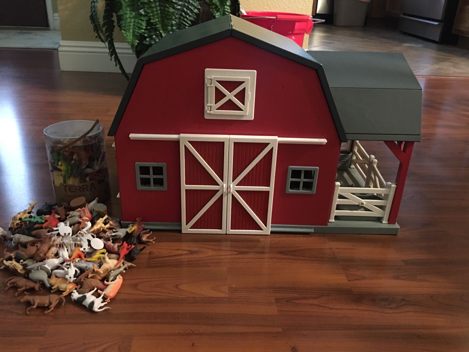 Children’s Farm House Toy