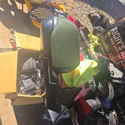 2022 2024 TOYOTA TUNDRA SIDE MIRROR ASSEMBLY OEM LEFT SIDE W/CAMERA & BLIND SPOT