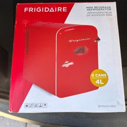 Mini Fridge 