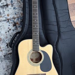 Mitchell Acoustic Electric Guitar With Padded Case 