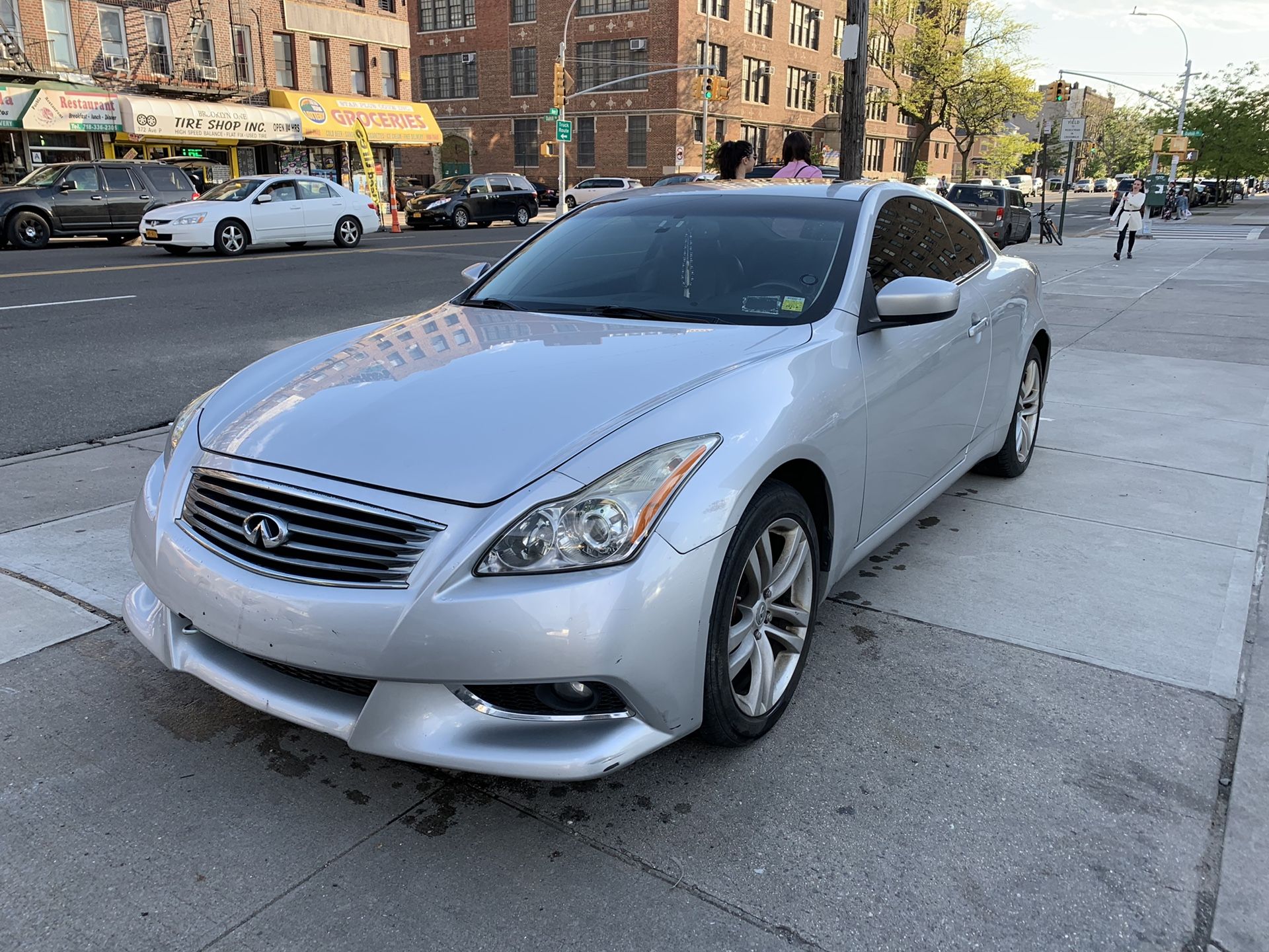 2009 Infiniti G37