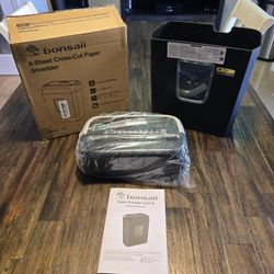 New In Box Bonsaii Paper Shredder