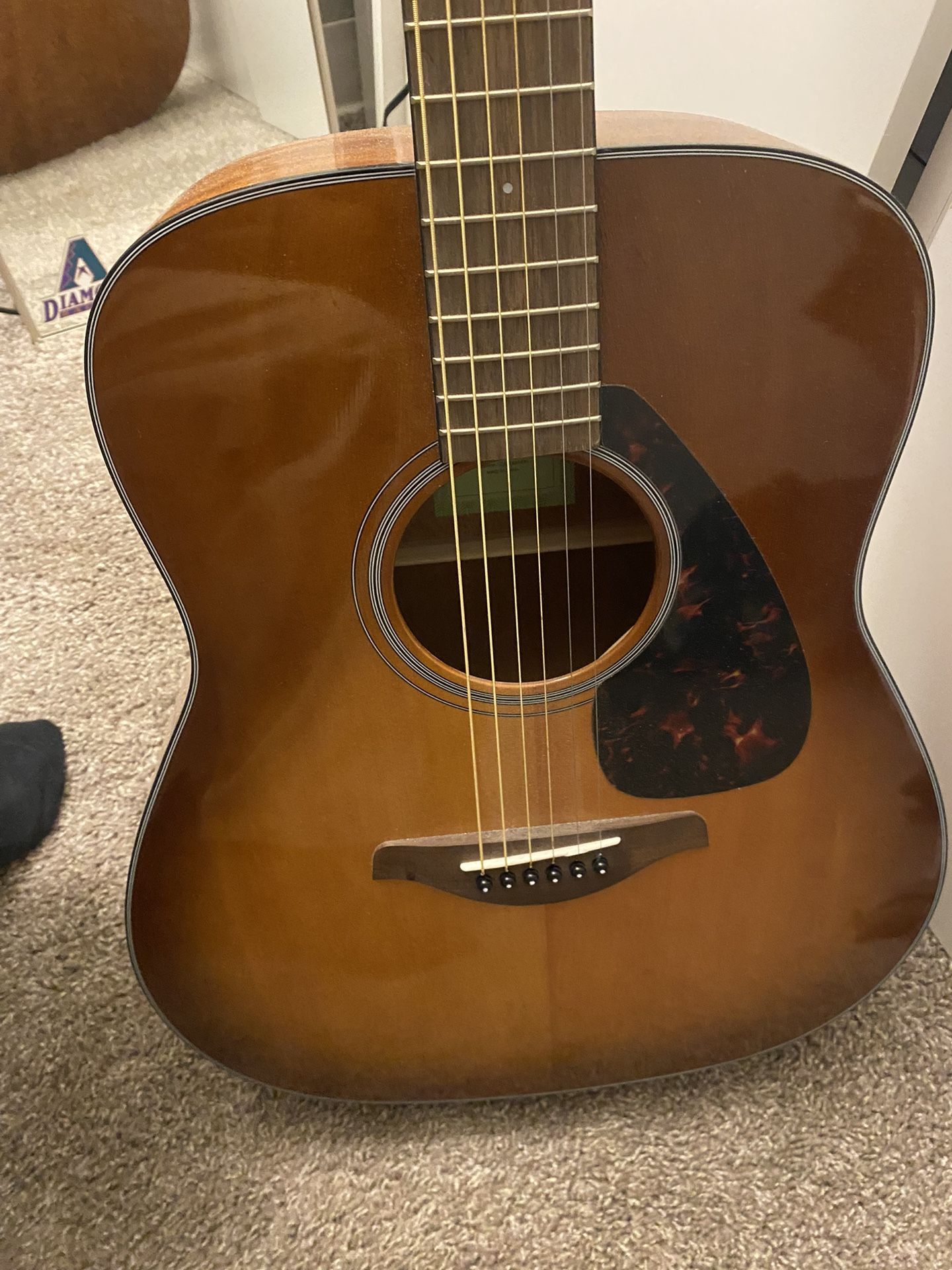 Selling Yamaha Guitar 