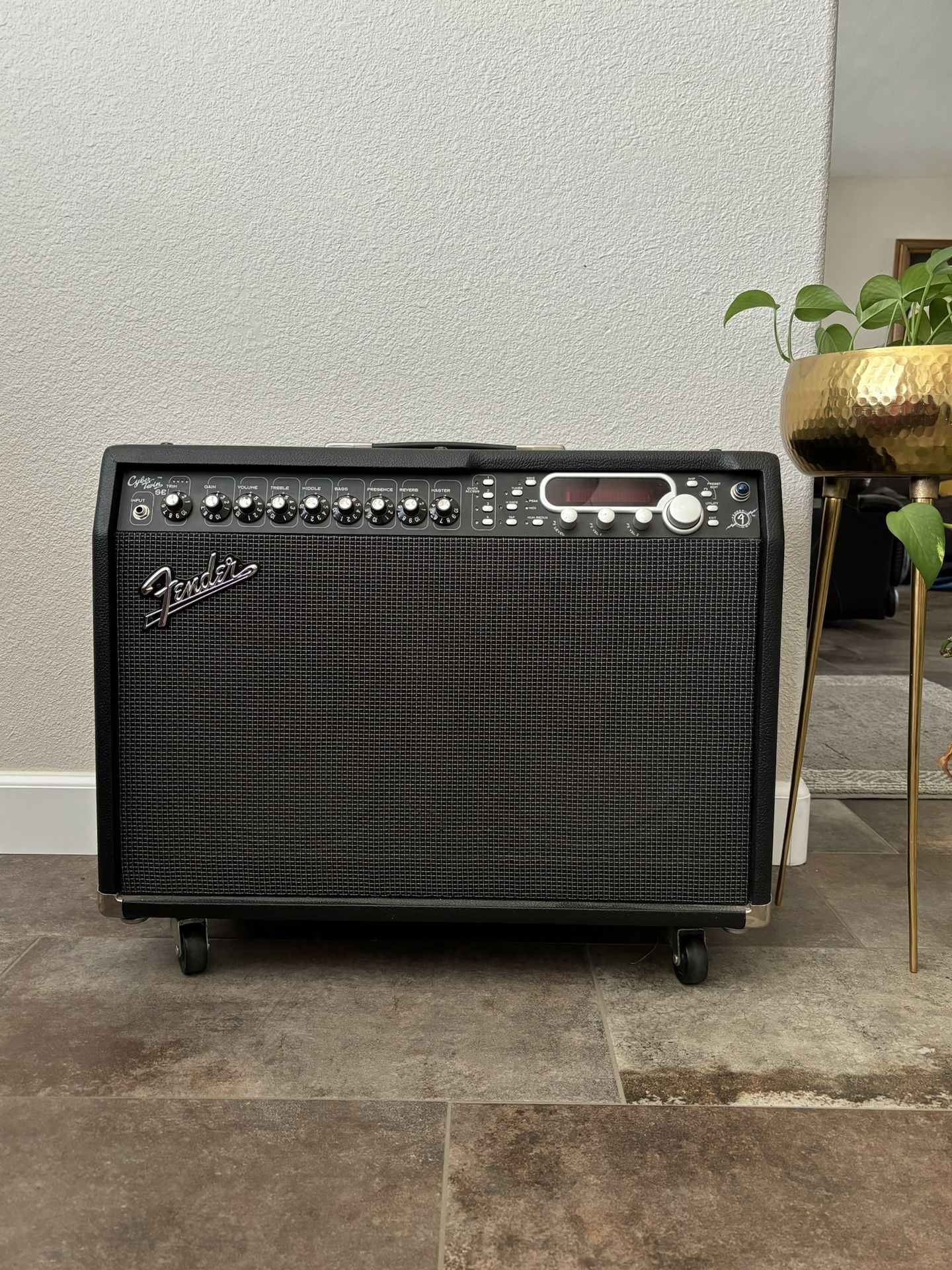 Fender Cyber Twin SE 2x12” Modeling Guitar Amp