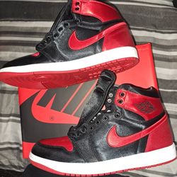 Air Jordan 1 Retro High OG Satin Bred Banned Size 10.5