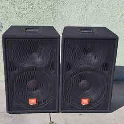 JBLMPro Series (MP215) - 15" Two-Way Portable Passive PA Speaker System - Selling Both - Used In Decent Condition.