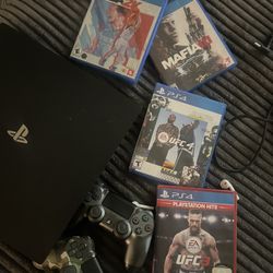 PS4 With Games 