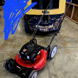 YARD MACHINES LAWN MOWER 140CC