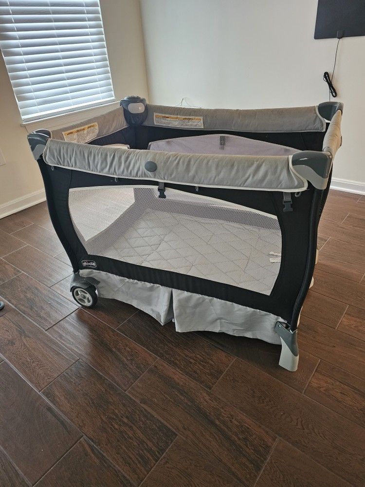 Portable Baby Crib