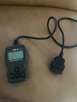 OBD scanner car engine fault reader