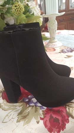 New black boots