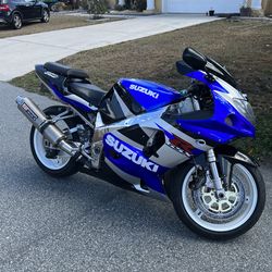 GSXR 750