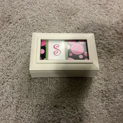  Music Box - Jesus Loves Me - Front Picture Is Changeable!
