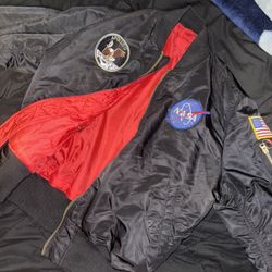 Alpha Industries Nasa Bomber Jacket (L)