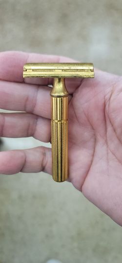 Gillette gold colored razor