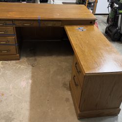 Solid Oak L-Shaped Office Desk – FREE!