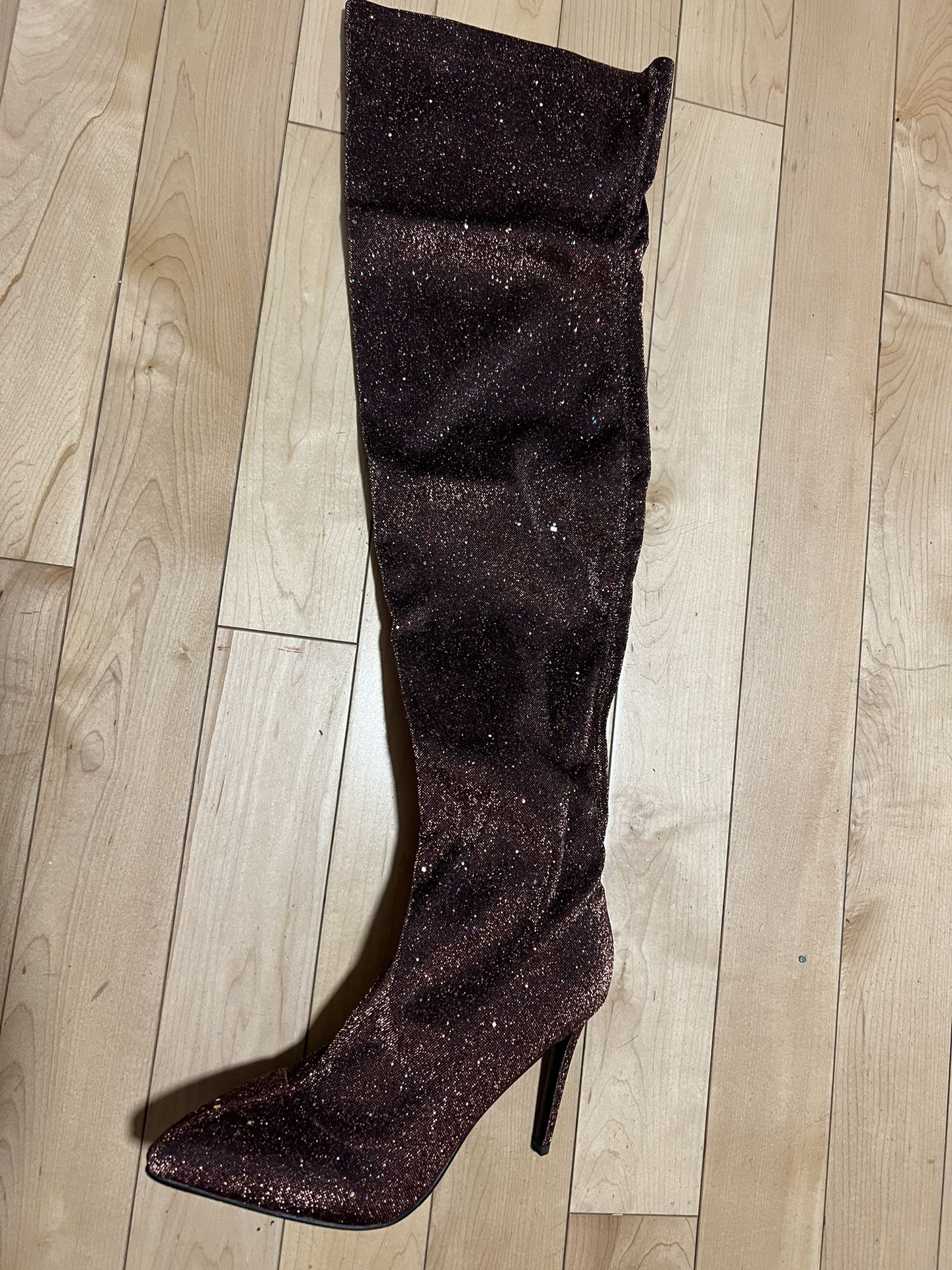 Louis Vuitton skyline thigh boots (Size 38) 7.5-8 for Sale in Inglewood, CA  - OfferUp