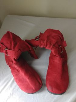 Girl's Red Boots Size 6