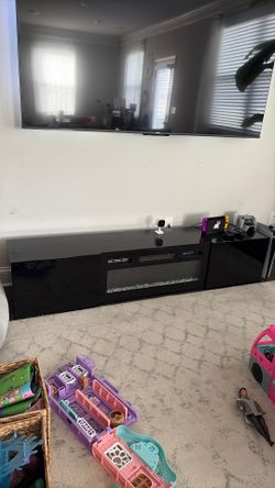 Floating Tv stand