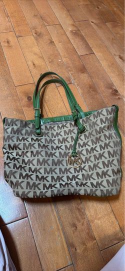 Mk purse