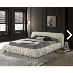 QUEEN BED FRAME KING BED FRAME ( FREE DELIVERY )