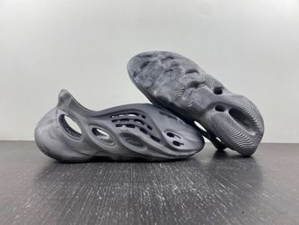 Yeezy Foam Runner ‘MX Granite’