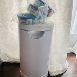 Diaper Pail And Refills 