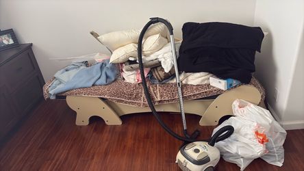 Massage table