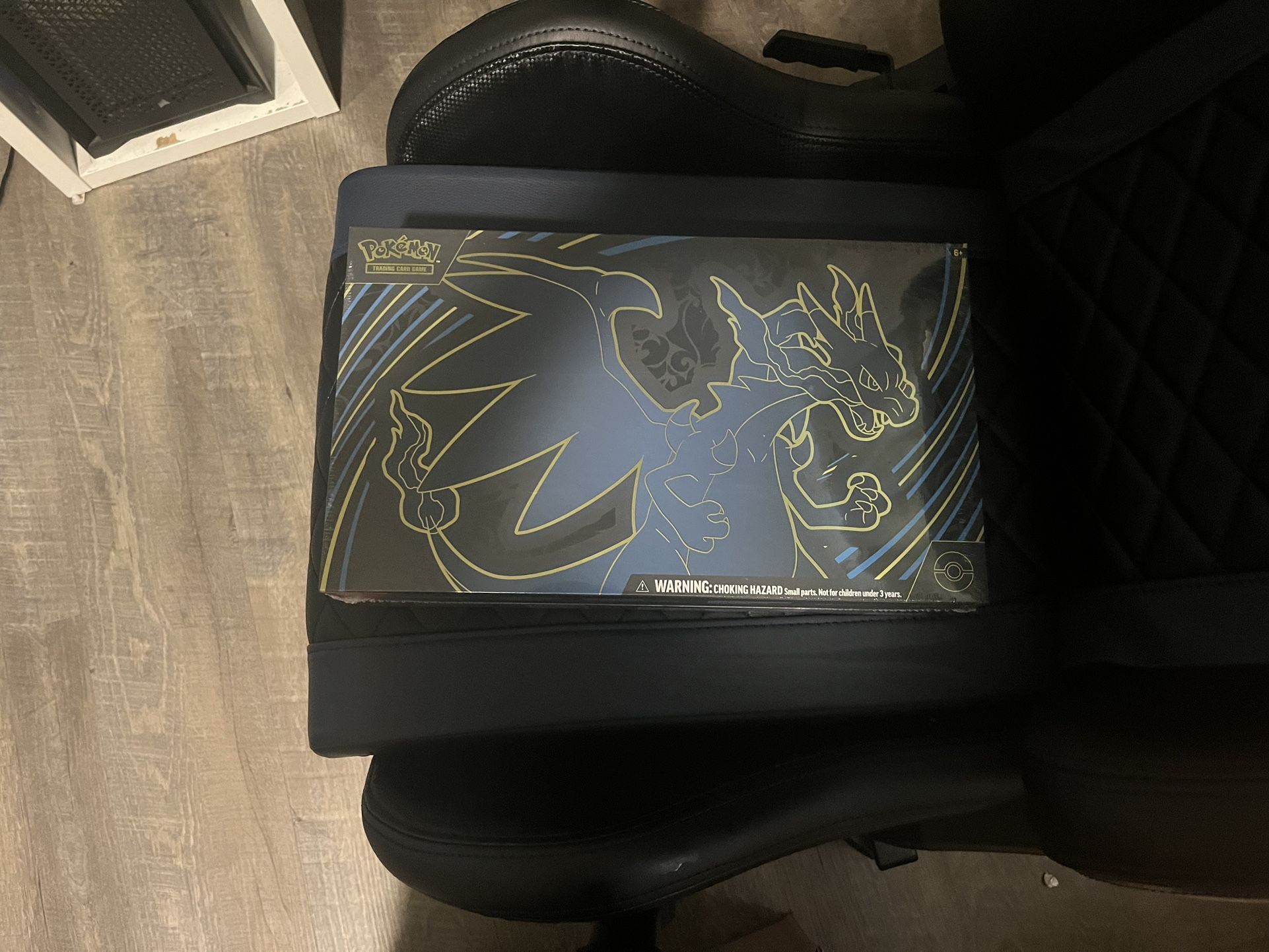 sealed phantasmal flames mega charizard UPC