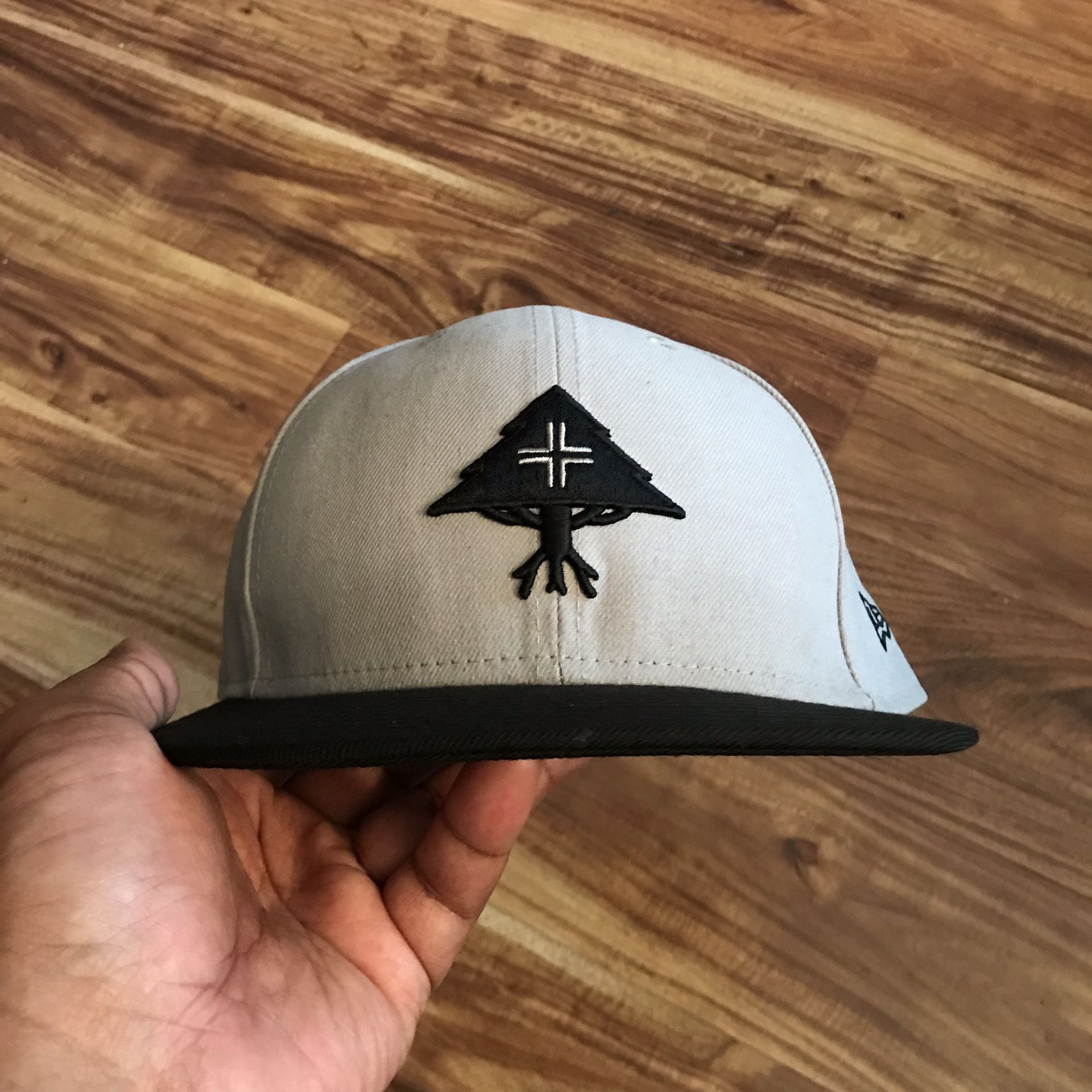 Rare Lifted Research Group LRG New Era Fitted Hat 7 1/2 Brand New