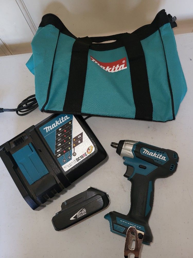 makita Impact Wrench 18V  Brushless Cordless 3/8 in