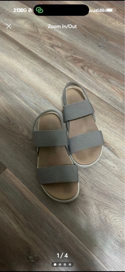 Keen Sandals size 8