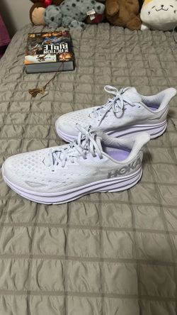 Lavender Hoka Men’s Shoes size 11