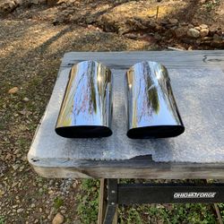 Honda 1800 Exhaust Tips(New) $15 OBO!