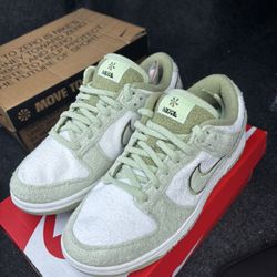 Nike Dunks