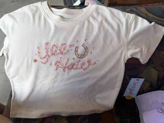 Cat & Jack branded graphic t-shirt features a sequined "Yee Haw" design with a horseshoe graphic. Size 5T